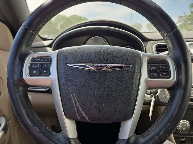 2013 Chrysler 200 Limited