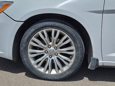2013 Chrysler 200 Limited
