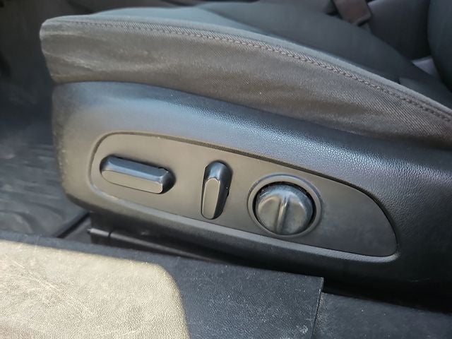 2017 Chevrolet Malibu LT 1LT