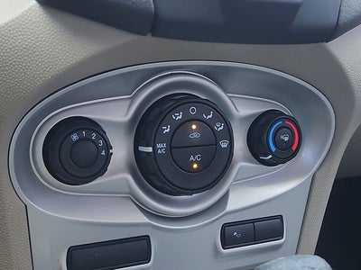 2015 Ford Fiesta SE
