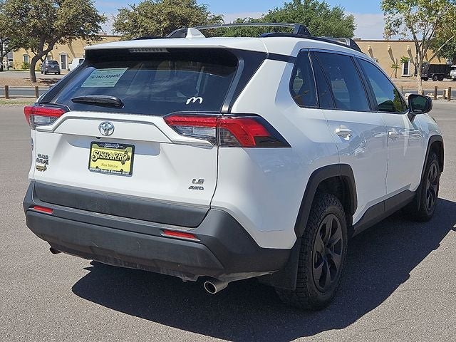 2020 Toyota RAV4 LE